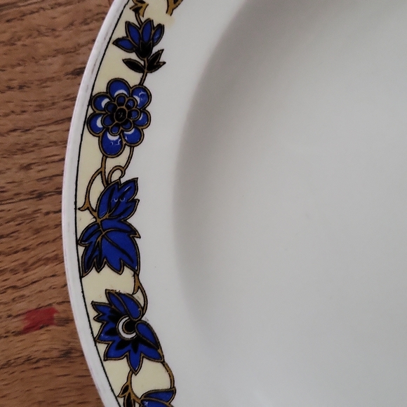 Woods Ivoryware dessert plates - Picture 3 of 4